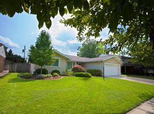 26109 Lila Ln, Dearborn Heights, MI 48127