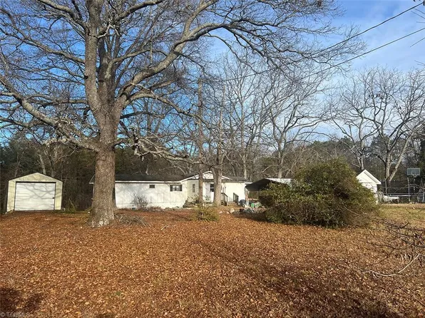 426 W King St, King, NC 27021