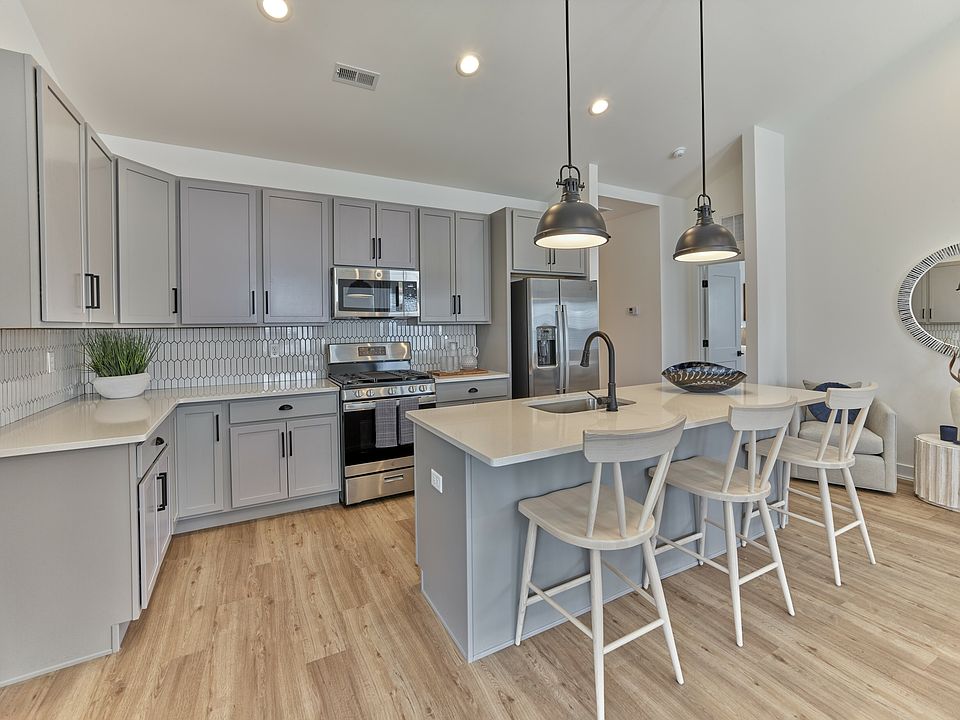 Kitchen 1