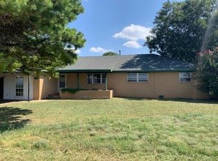 120 N Western, Dill City, OK 73641