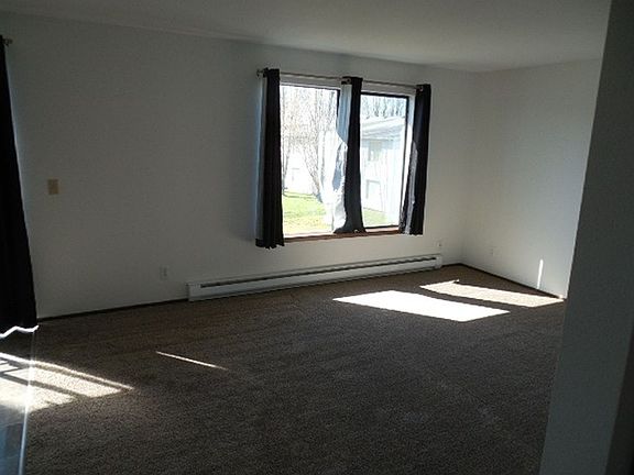 3rd image of 1292 SE 4th Ave APT 203