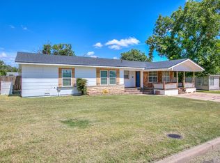 202 Sharp Ave, Ballinger, TX 76821