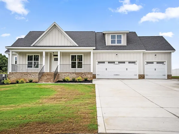 169 Lambert Ln, Fuquay Varina, NC 27526