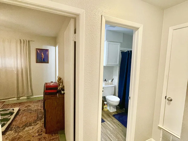 7103 Woodhue Ct #A — Photo 24