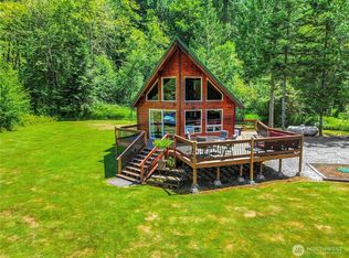 18315 Pioneer Way E, Orting, WA 98360