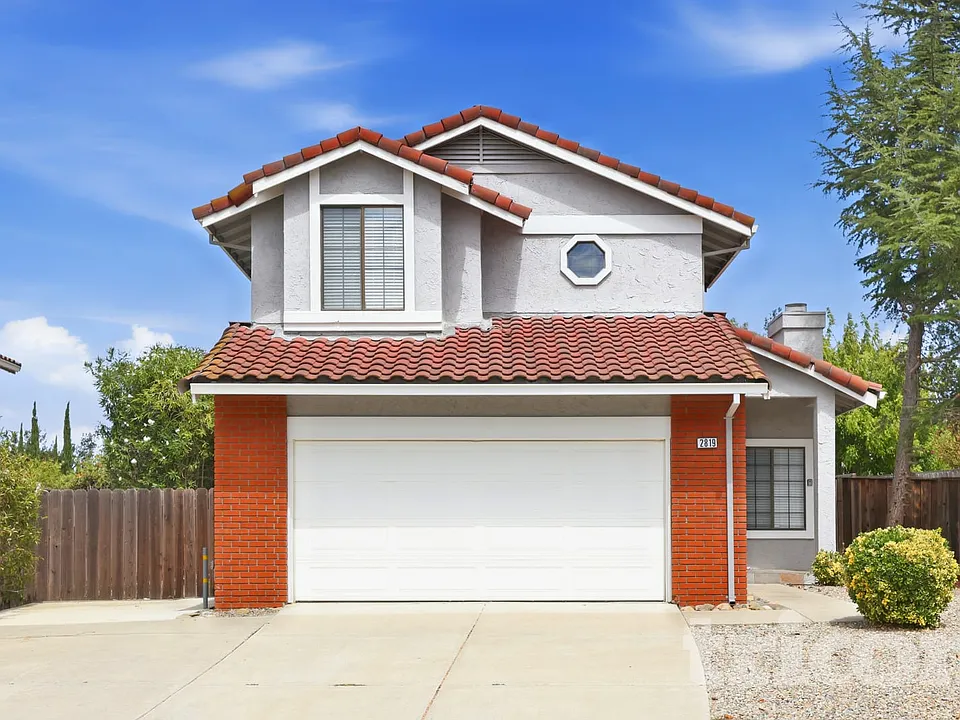 2819 Filbert St