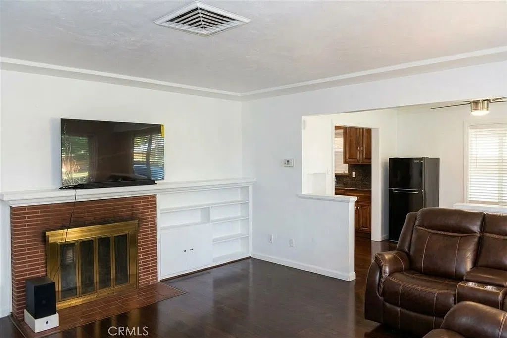 2 bed, 1738 sqft, $1,650 — Photo 3
