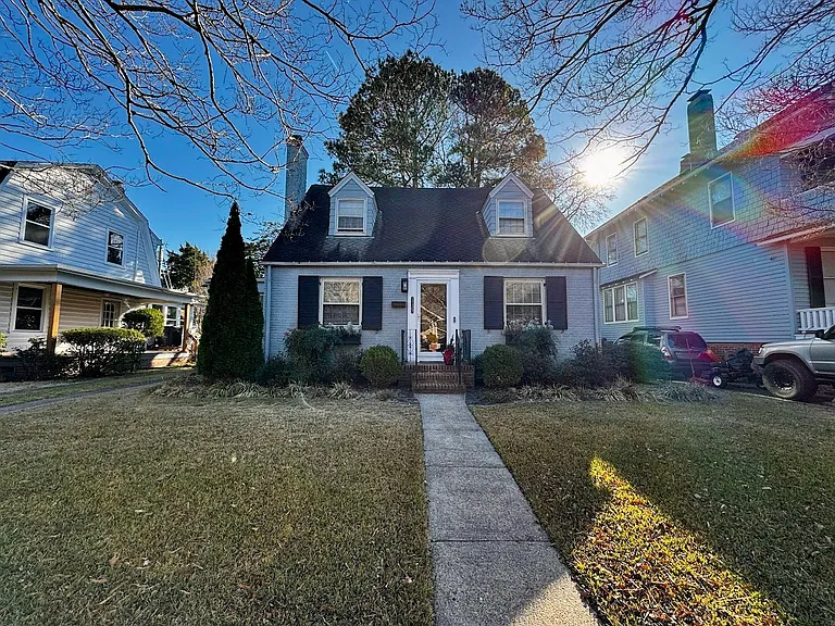 1133 Rockbridge Ave — Photo 2