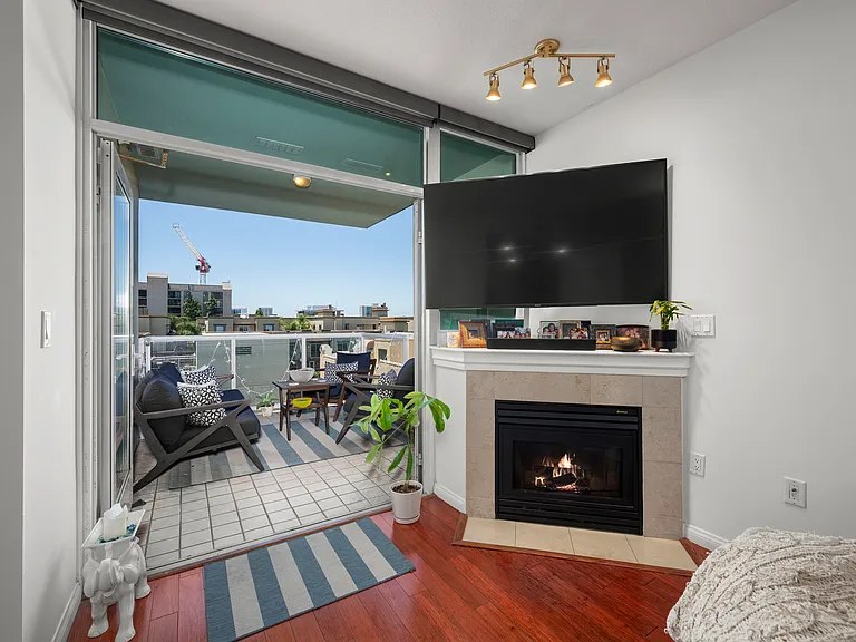 850 Beech St #820 — Photo 6