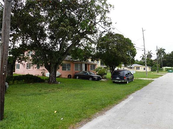 2nd image of 8316 NE 4th Pl