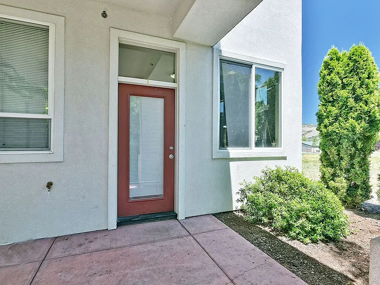 184 Clear Creek Dr #5 — Photo 2