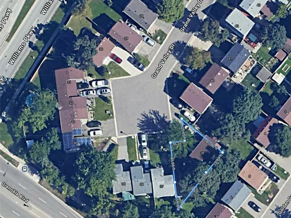 38 Grand Valley Dr, Brampton, ON L6S 2L1