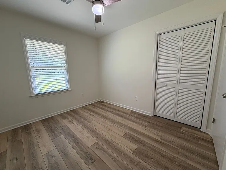 1111 Eaglewood Dr — Photo 6