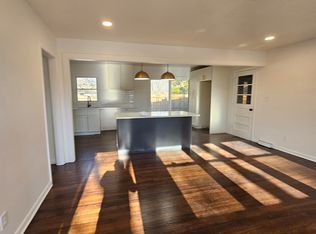 4704 E 113th St, Kansas City, MO 64137