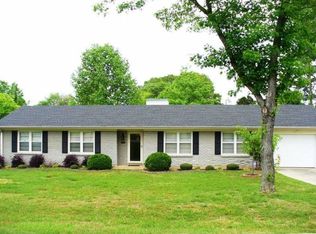 2166 Estaline Dr, Florence, AL 35630