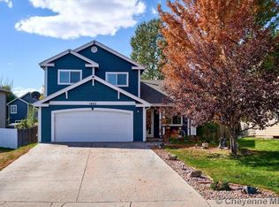 1802 Meadow Dr, Cheyenne, WY 82001