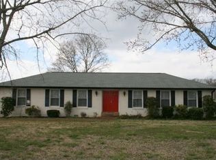 406 Colgate Ave, Lebanon, TN 37087