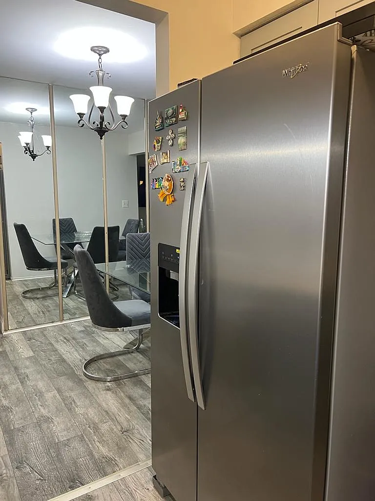 2 bed, 1.5 bath, 963 sqft, $1,750 — Photo 3