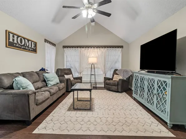 4303 Lost Lake Ln, Spring, TX 77388