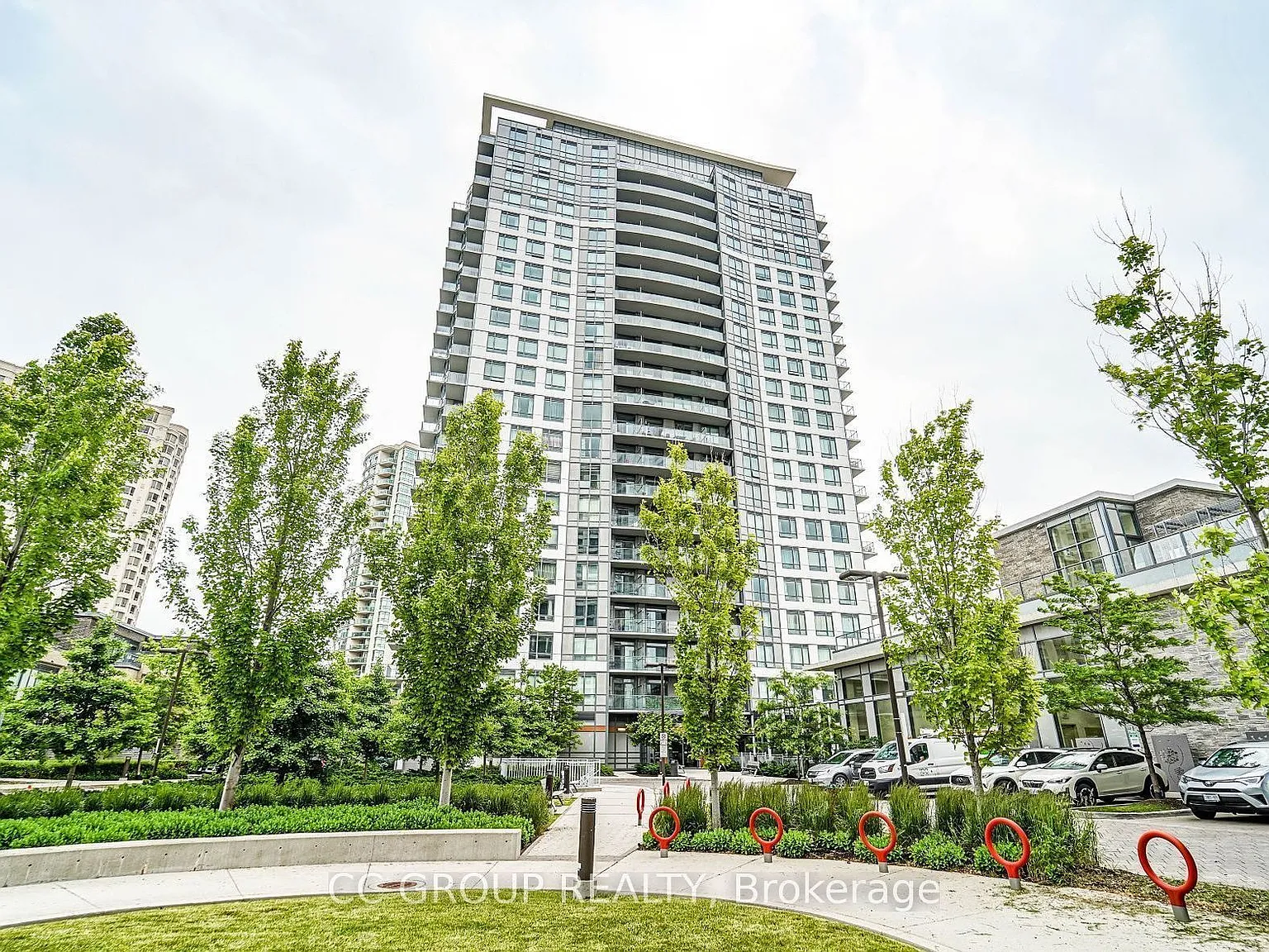 2 bed, $2,400 — Photo 3