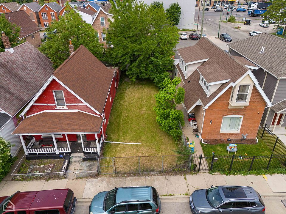 1st image of 1304 S Heath Ave