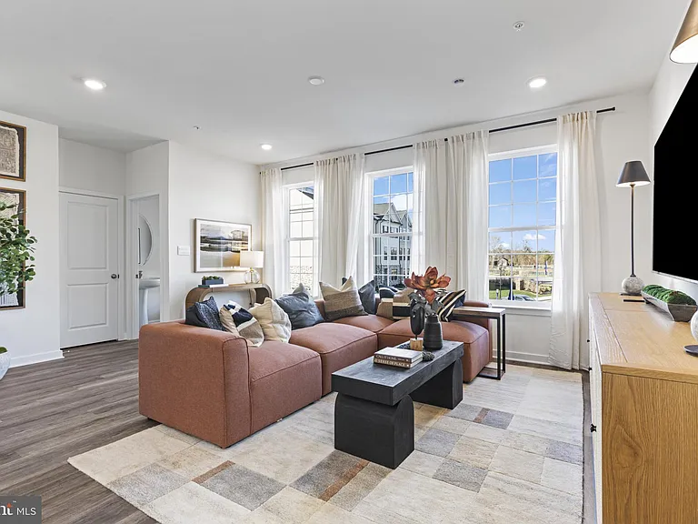 7434 Fern Gully Way — Photo 13