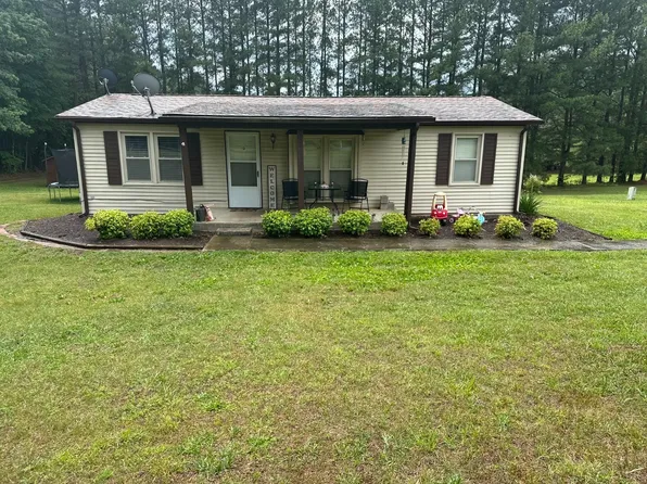 6896 Bishop Creek Rd, Lynch Station, VA 24571