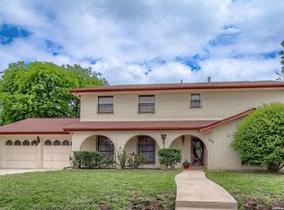 207 Mary Louise Dr, San Antonio, TX 78201