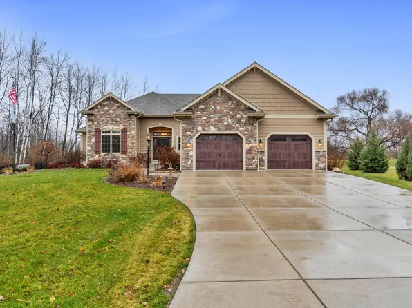 10060 Royal Oak ROAD, Cedarburg, WI 53012