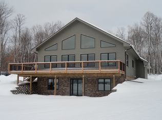 12307 E Shore Rd, Bergland, MI 49910