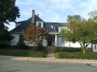 75 Crescent St #1, Norwich, CT 06360