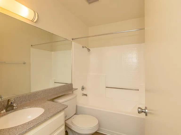 Westridge Apartment Homes — Photo 51