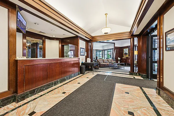 Rented by Compass | media 16