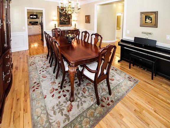 5th image of 1755 Woodberry Run Dr