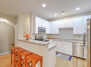 4129 Perrine St, Charleston, SC 29414