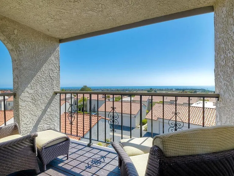 6677 Paseo Del Norte #B — Photo 10