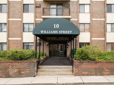 10 Williams St APT 82, Watertown, MA, 02472