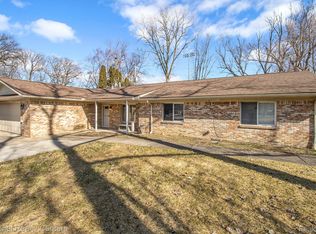 1190 Alhi St, Waterford, MI