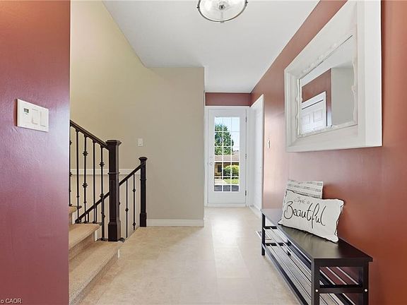 3rd image of 24 Brae Crest Dr
