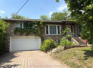 36 Forest Wood, Toronto, ON M5N 2V9