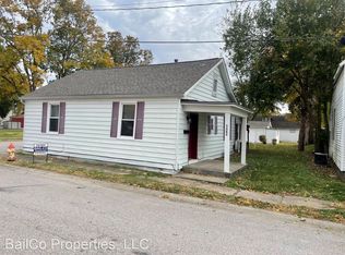 122 E State St, Mascoutah, IL