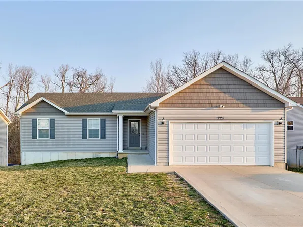 225 Conrad Cir, Truesdale, MO 63380