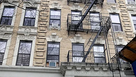 Sold by Park Property Advisors