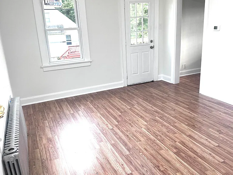 43 Warner St — Photo 4