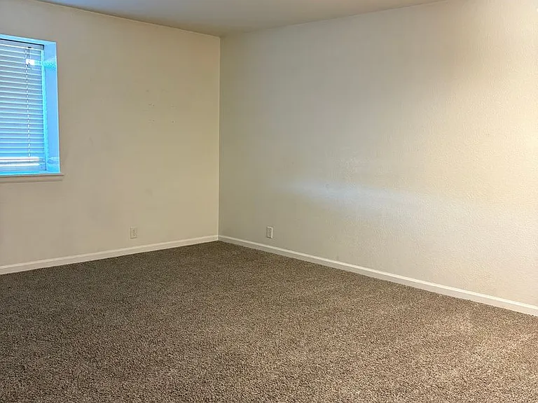 4355 Oro Blanco Dr — Photo 5