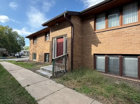 2408 S 10th St, 2408 S 10th St #1, Lincoln, NE 68502