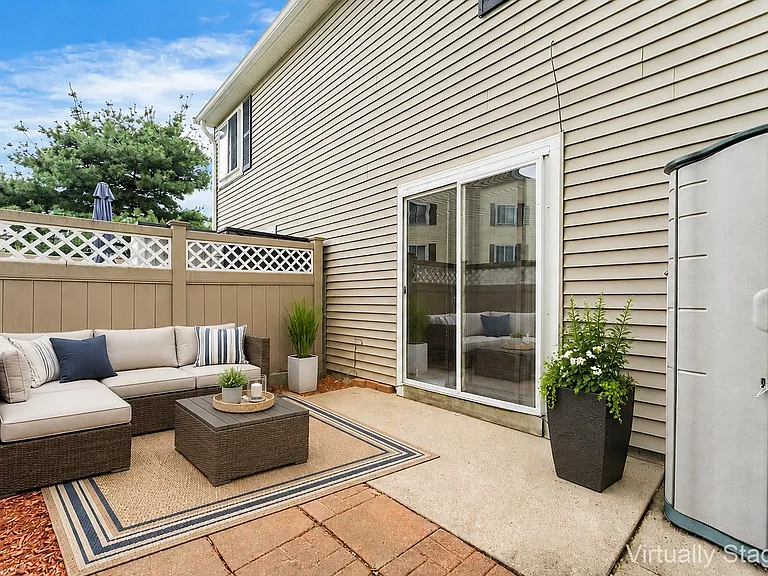 42 Village Brook Ln #42 — Photo 9