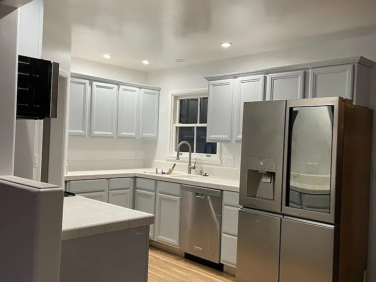 3403 Riviera Dr — Photo 5