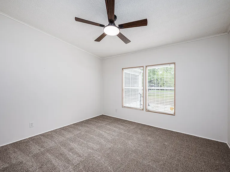 6226 Florence St — Photo 18