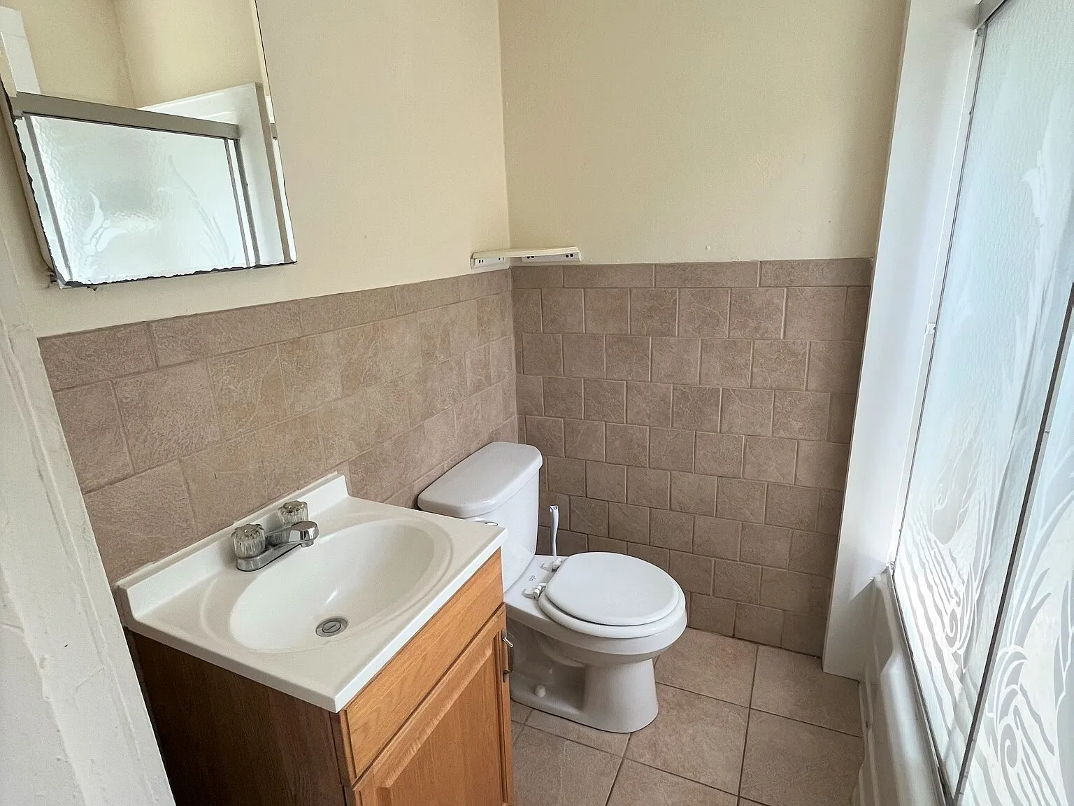 46 Old Amherst Road - 4 — Photo 4
